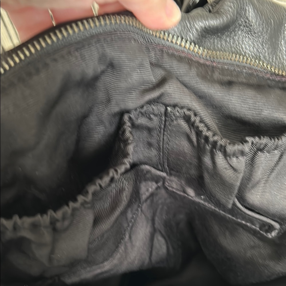 Elliot Lucca Black Leather shoulder bag - Picture 12 of 12